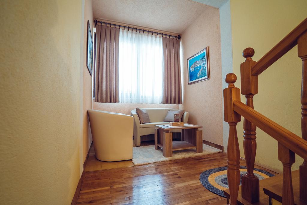 Ivica Apartments Imotski Exterior photo